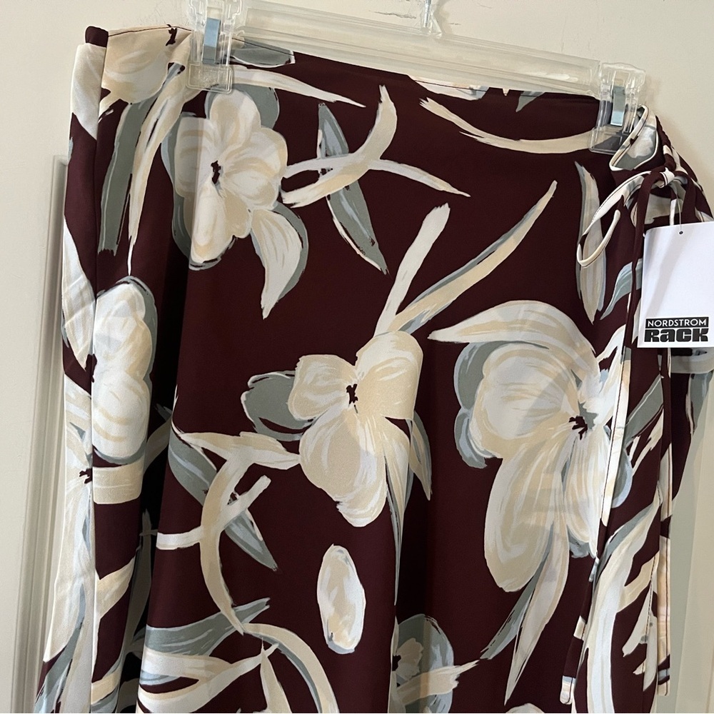 Nordstrom Rack Floral Midi Wrap Skirt in Burgundy & Cream Women’s Size XL - Picture 8 of 16